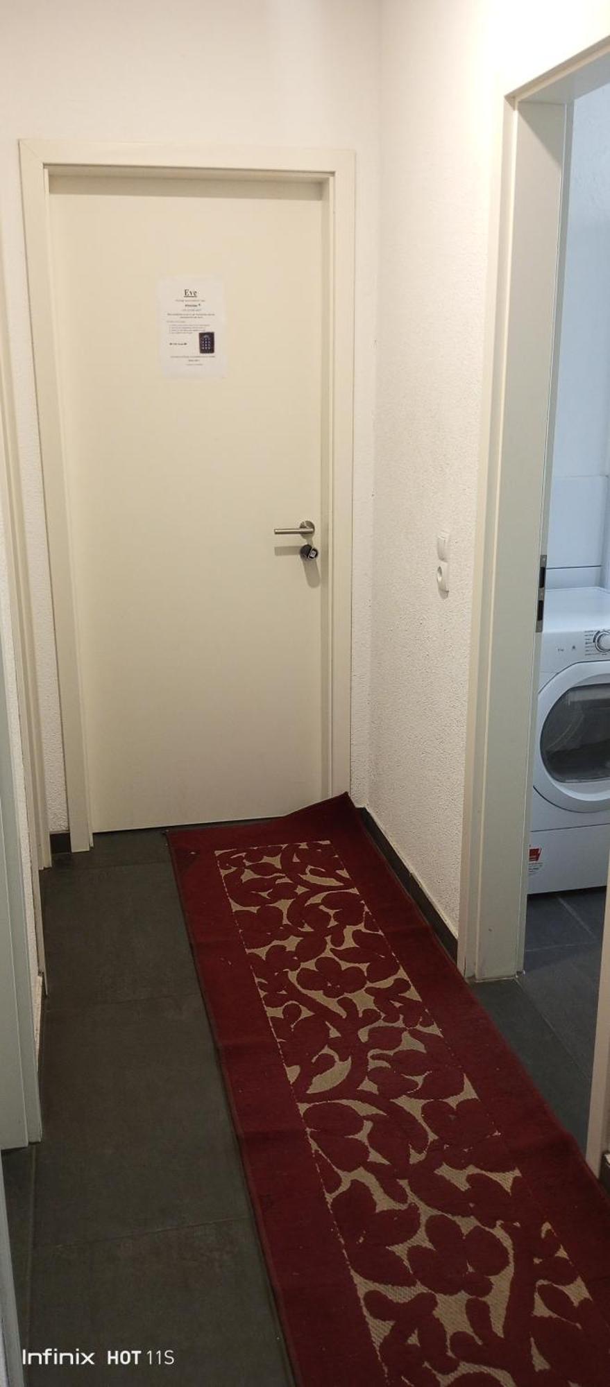Gemuetliches Lisa Zimmer Mit Gemeinschaftskueche Heilbronn Zentrum Εξωτερικό φωτογραφία